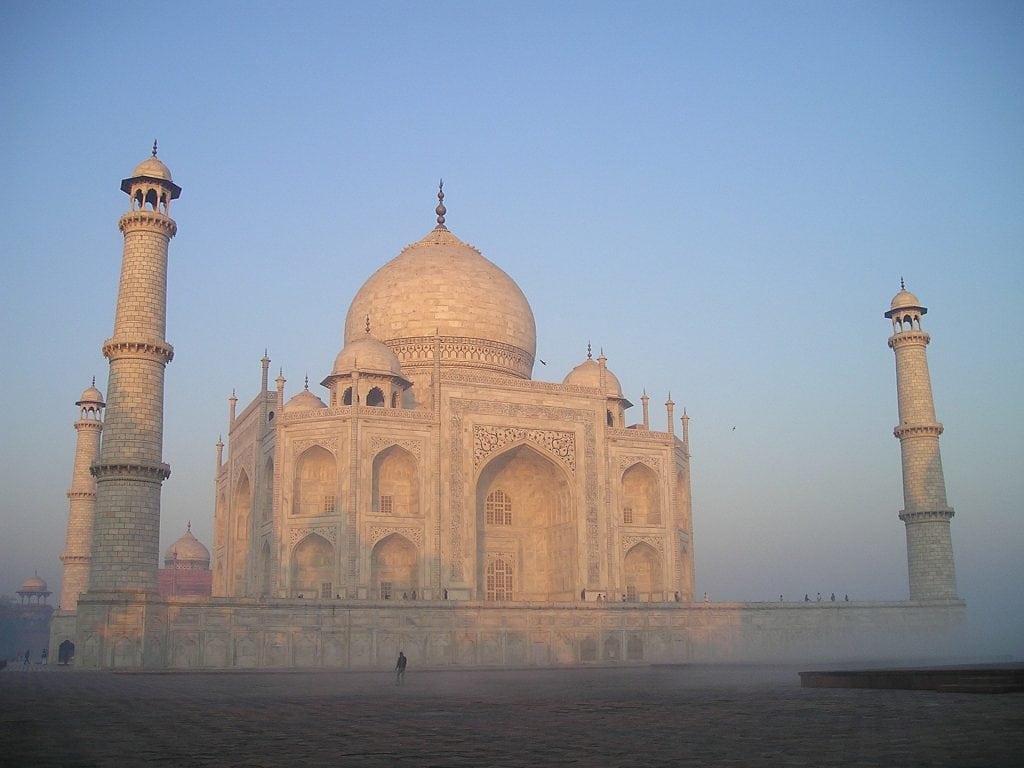 top 10 things to see in agra