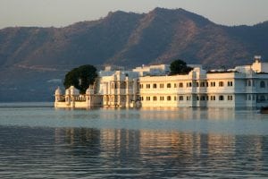stay in the lake palace Udaipur